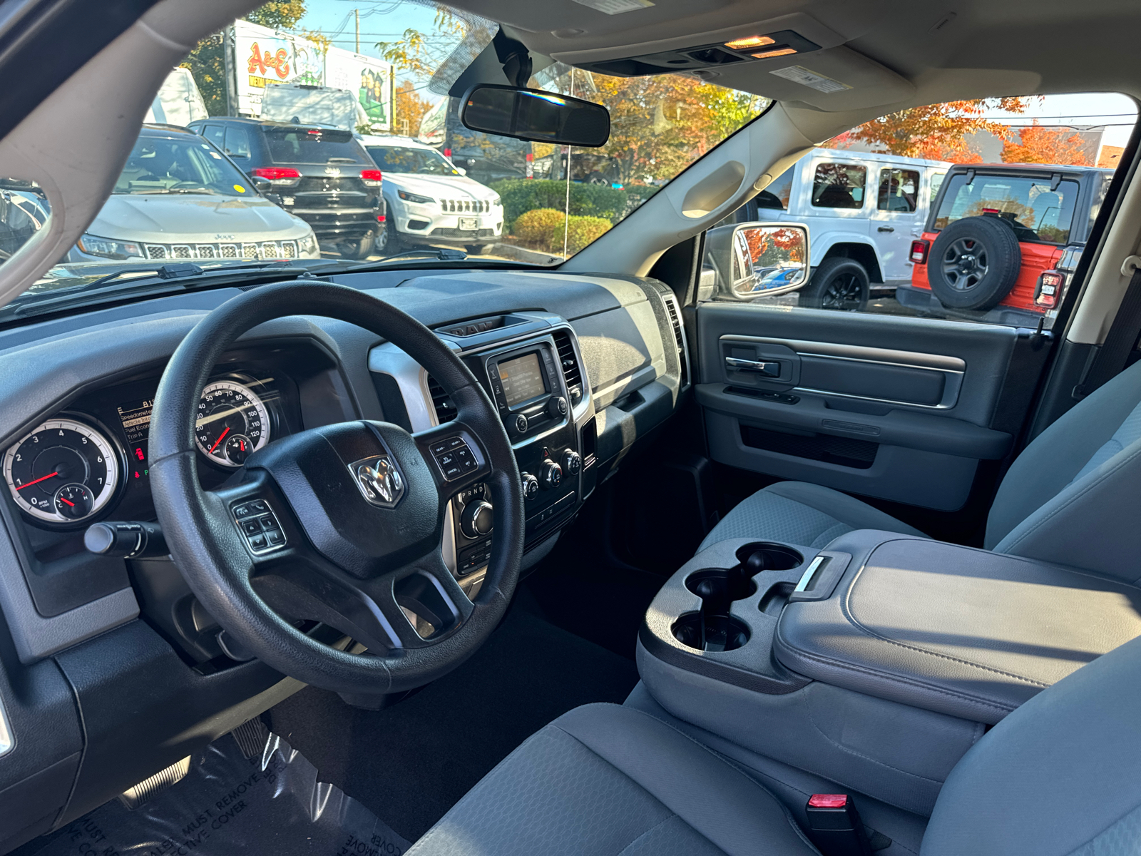 2017 Ram 1500 SLT 4x4 Quad Cab 64 Box 12