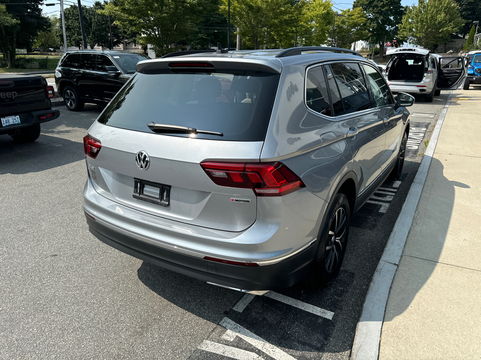 2021 Volkswagen Tiguan SE 6