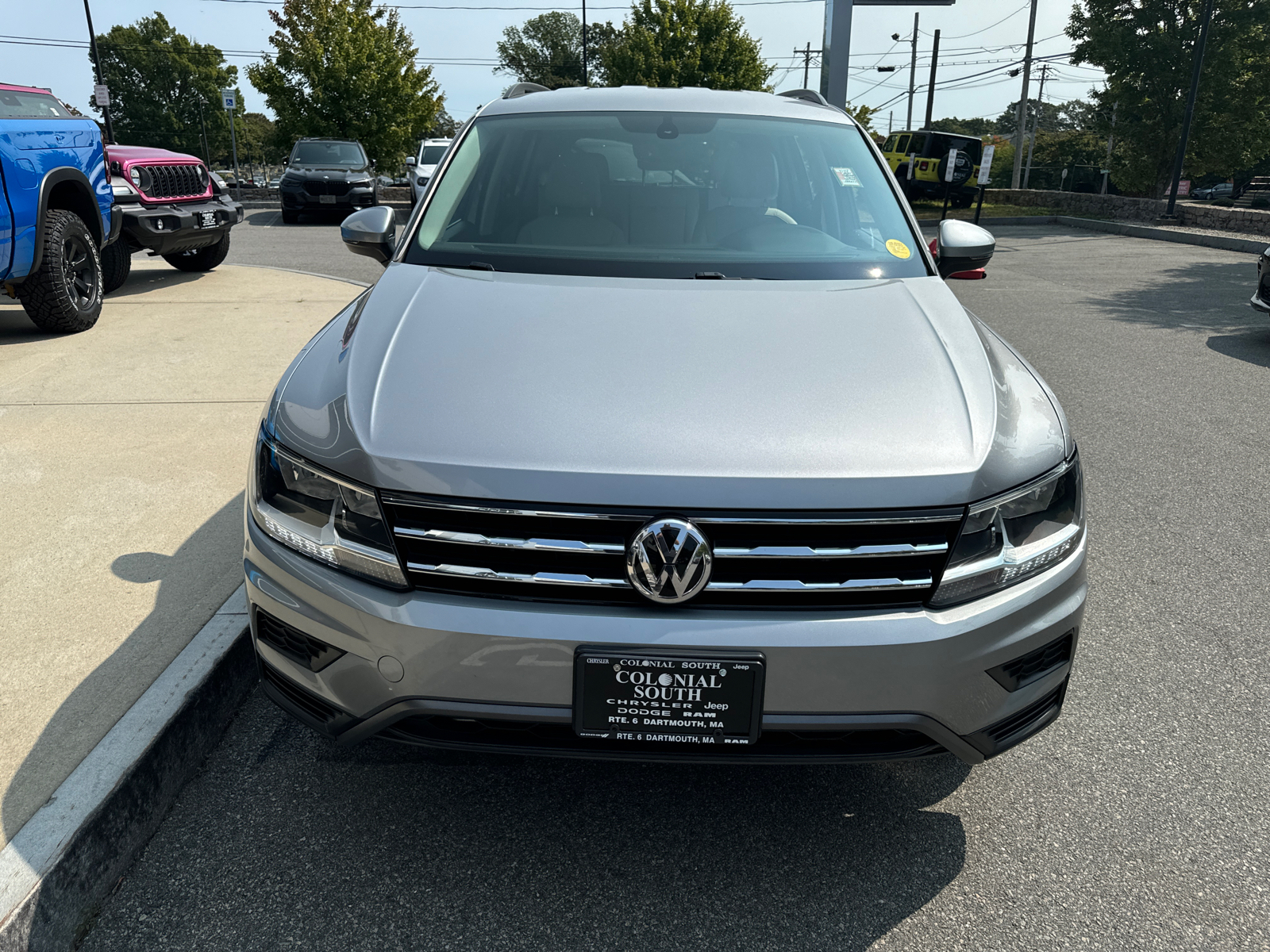 2021 Volkswagen Tiguan SE 9