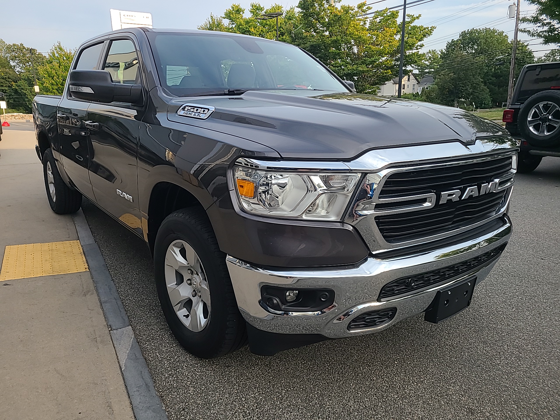 2021 Ram 1500 Big Horn 4x4 Crew Cab 57 Box 6