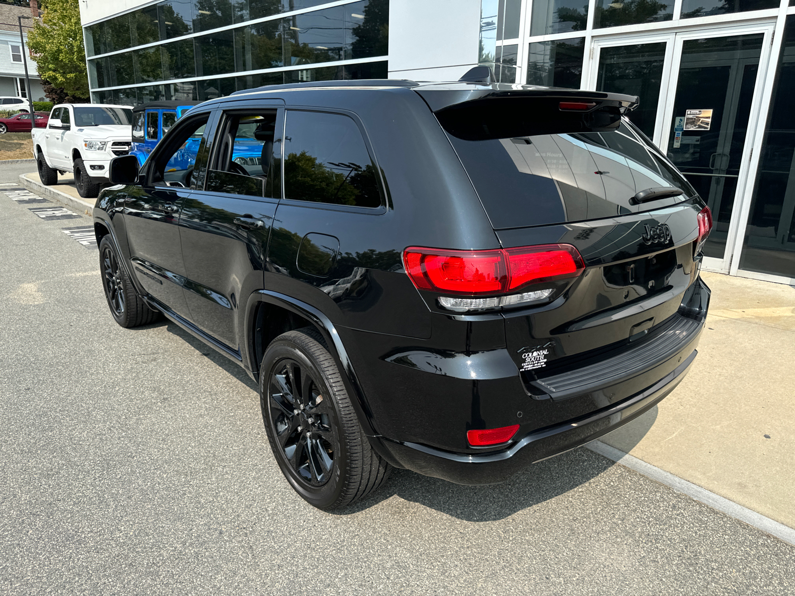 2021 Jeep Grand Cherokee Laredo X 4