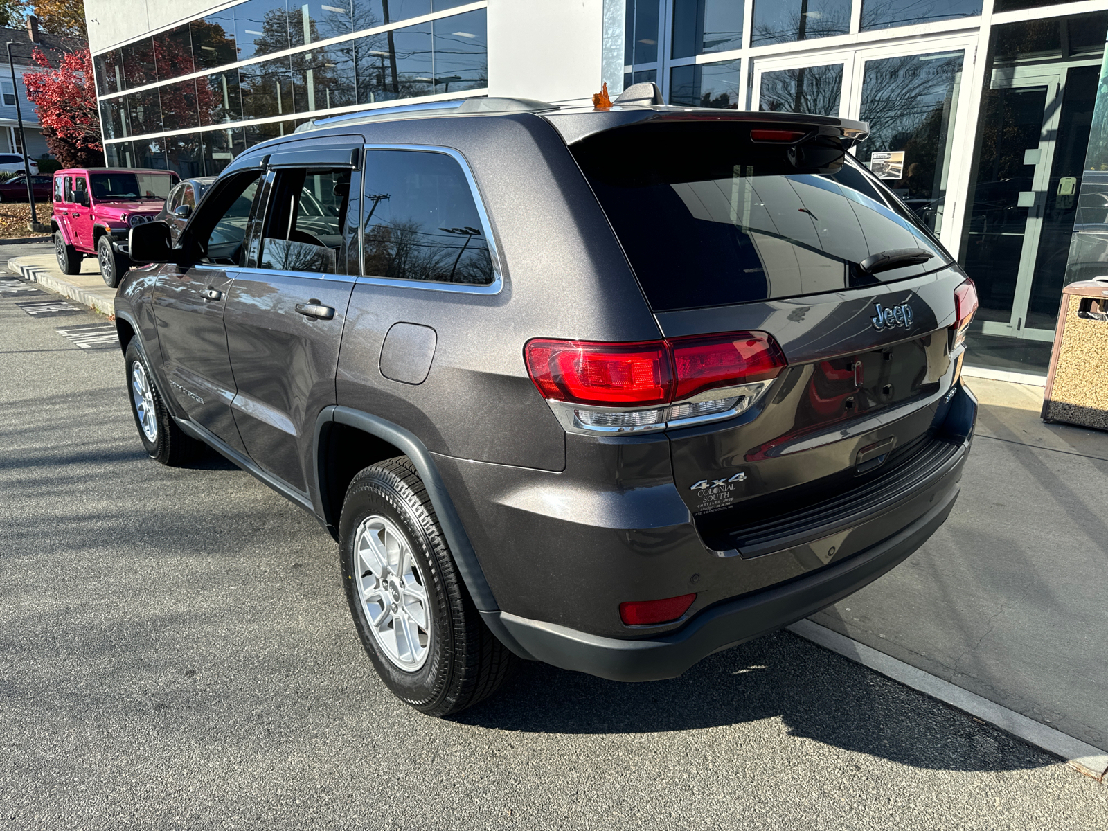 2020 Jeep Grand Cherokee Laredo E 4