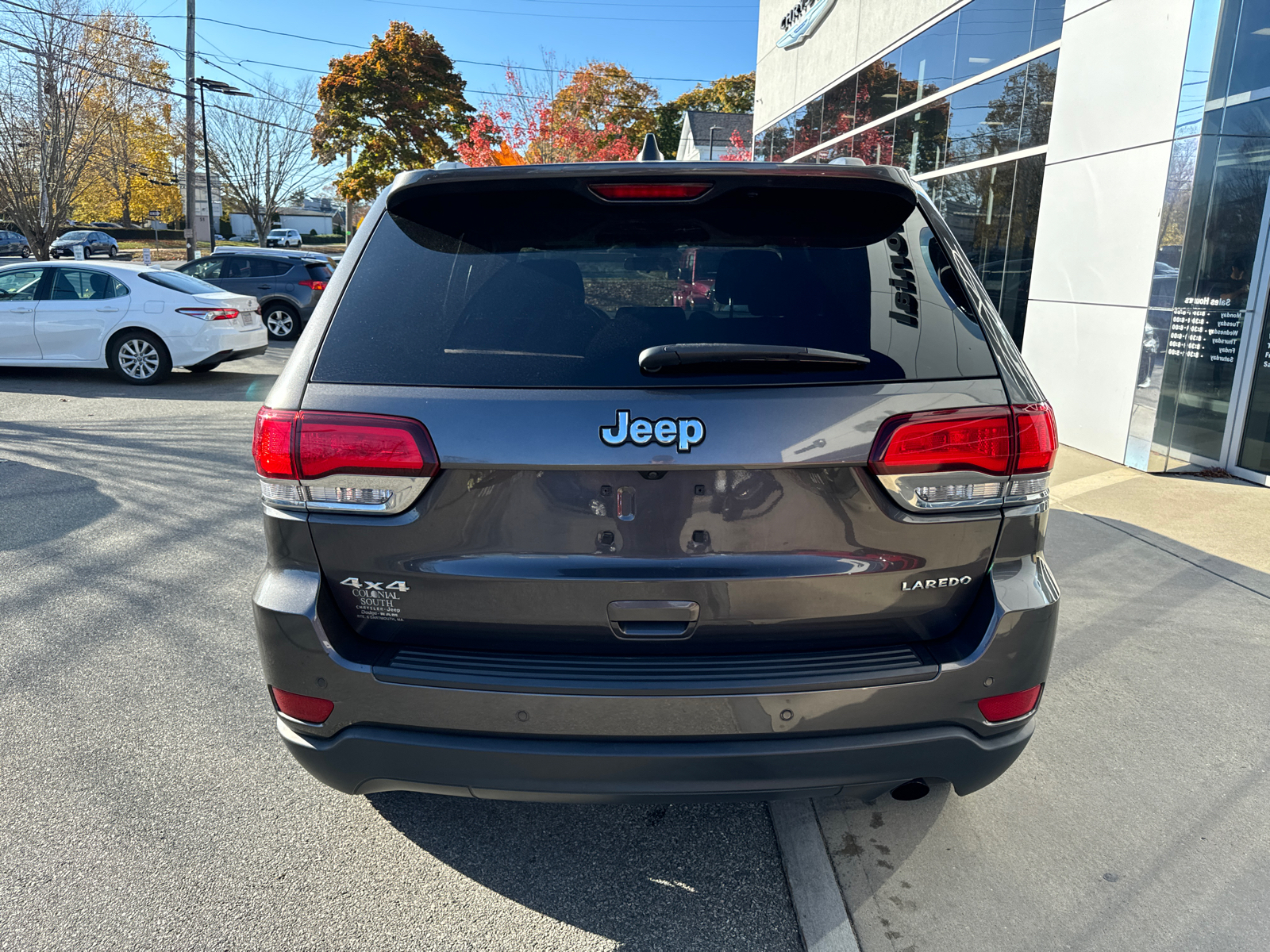 2020 Jeep Grand Cherokee Laredo E 5