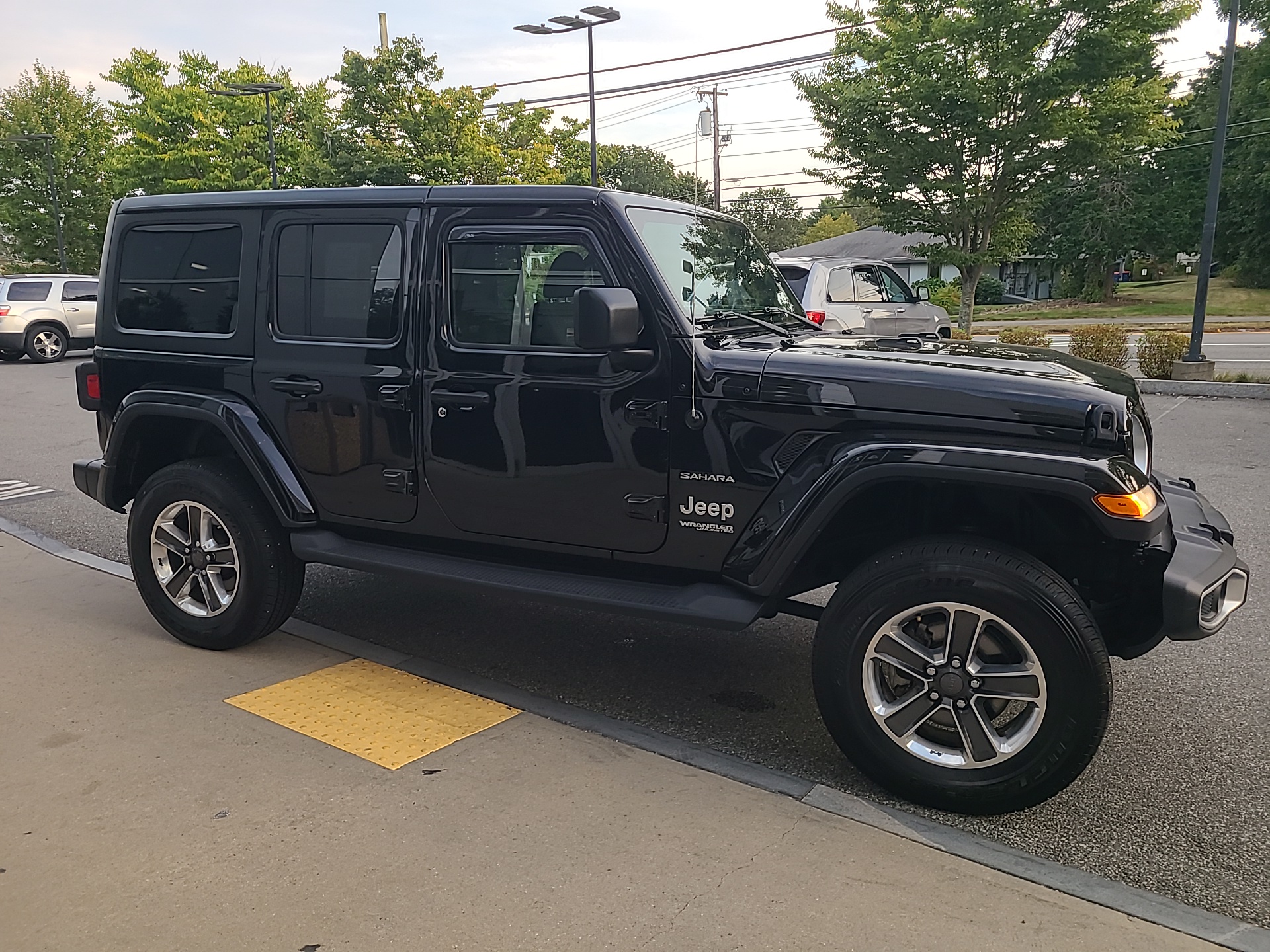 2018 Jeep Wrangler Unlimited Sahara 5