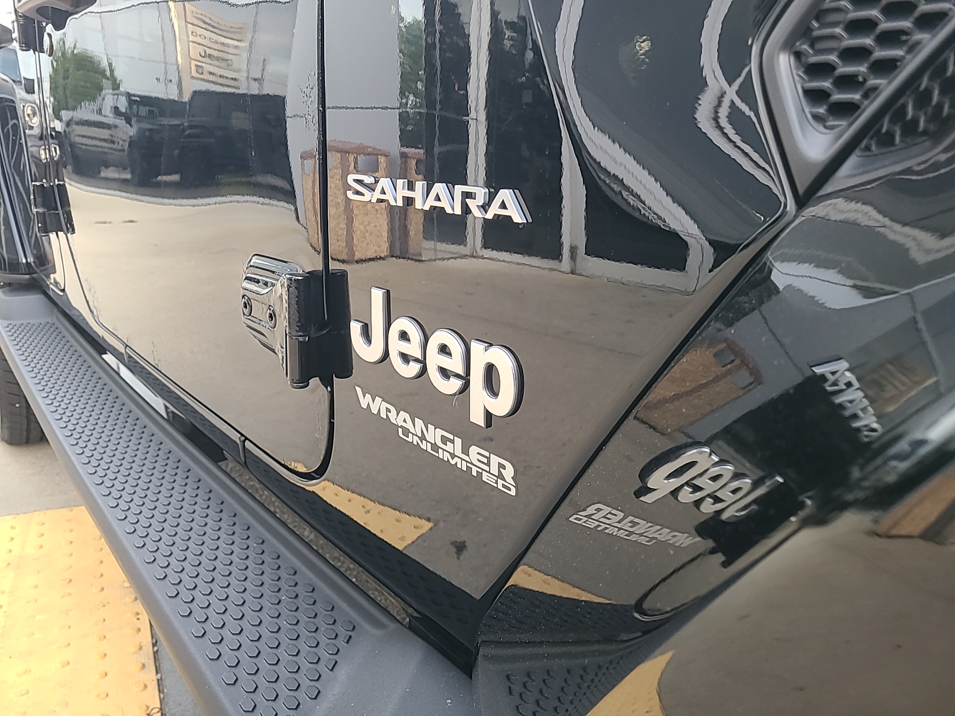 2018 Jeep Wrangler Unlimited Sahara 7