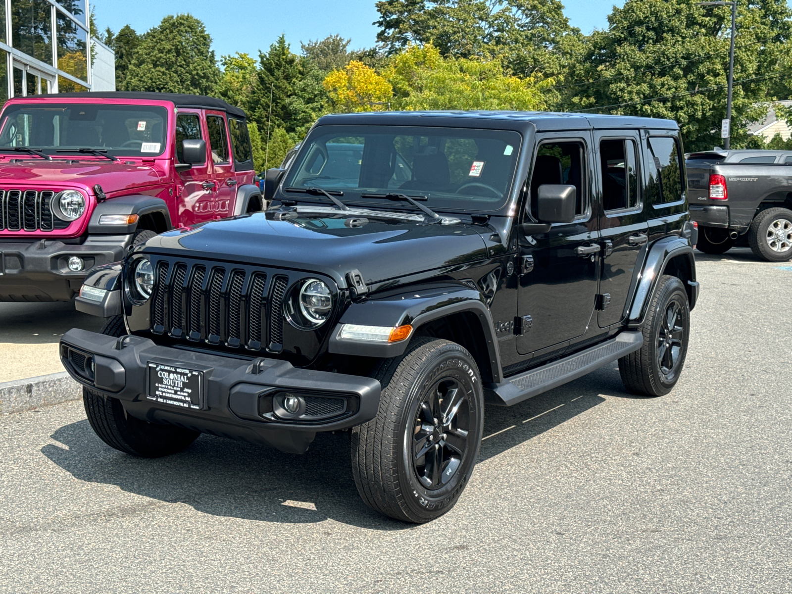 2020 Jeep Wrangler Unlimited Sahara Altitude 1