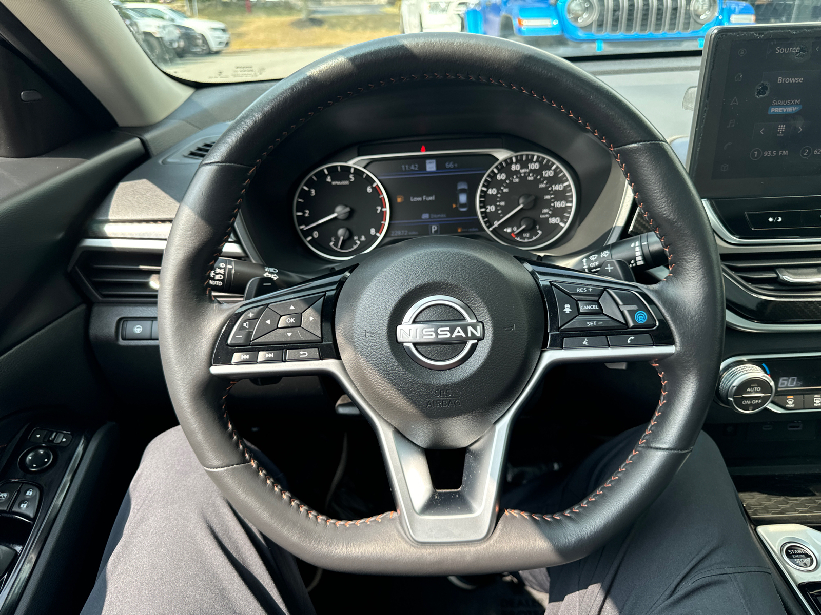 2023 Nissan Altima 2.0 SR 17