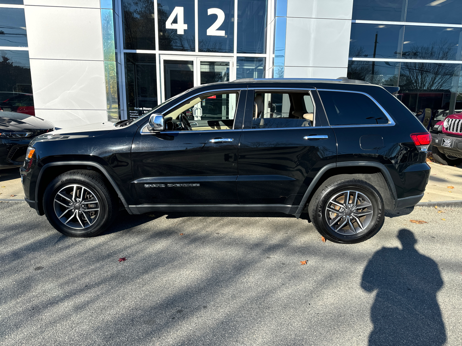 2020 Jeep Grand Cherokee Limited 3