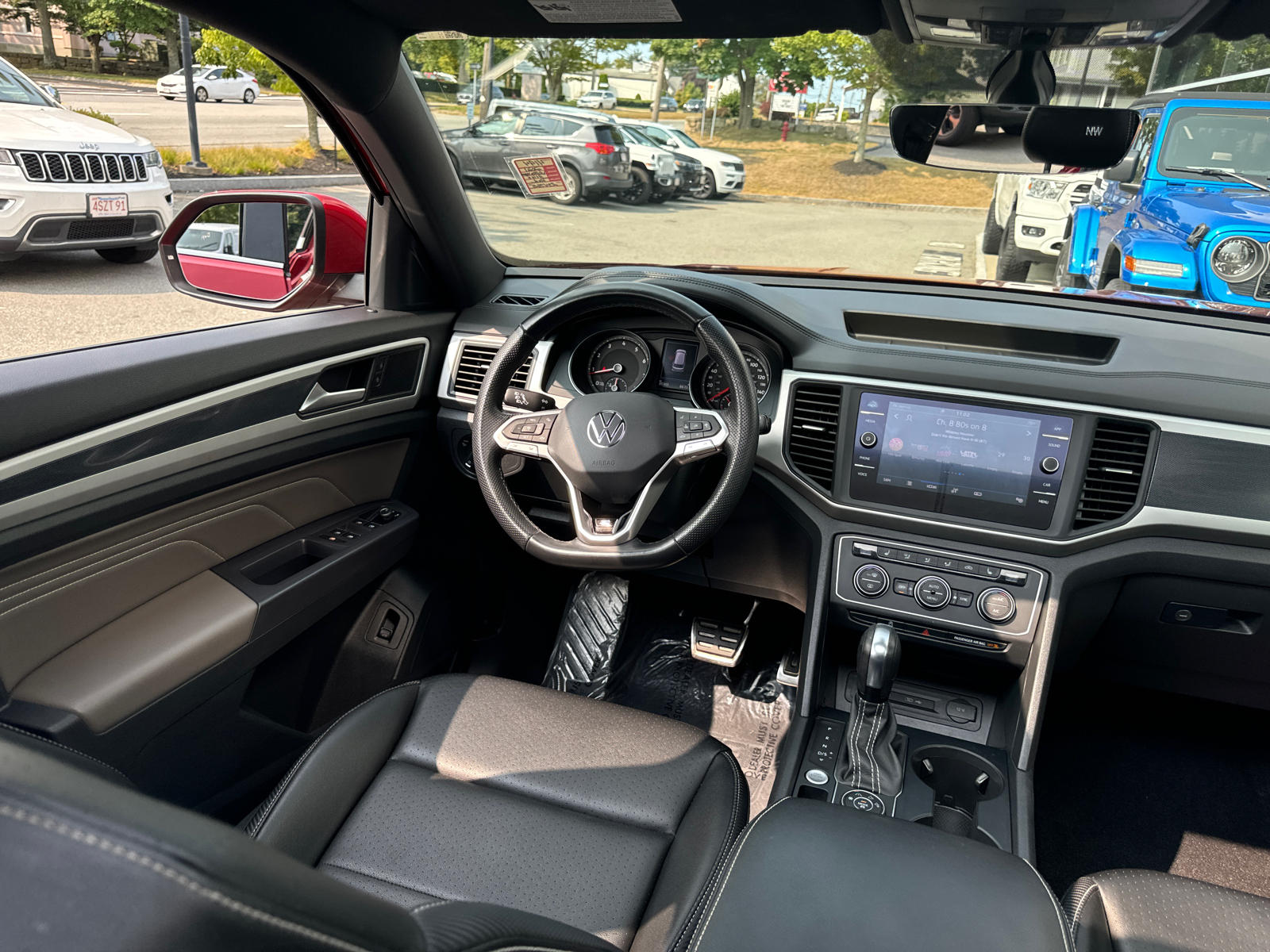 2021 Volkswagen Atlas Cross Sport 3.6L V6 SE w/Technology R-Line 29