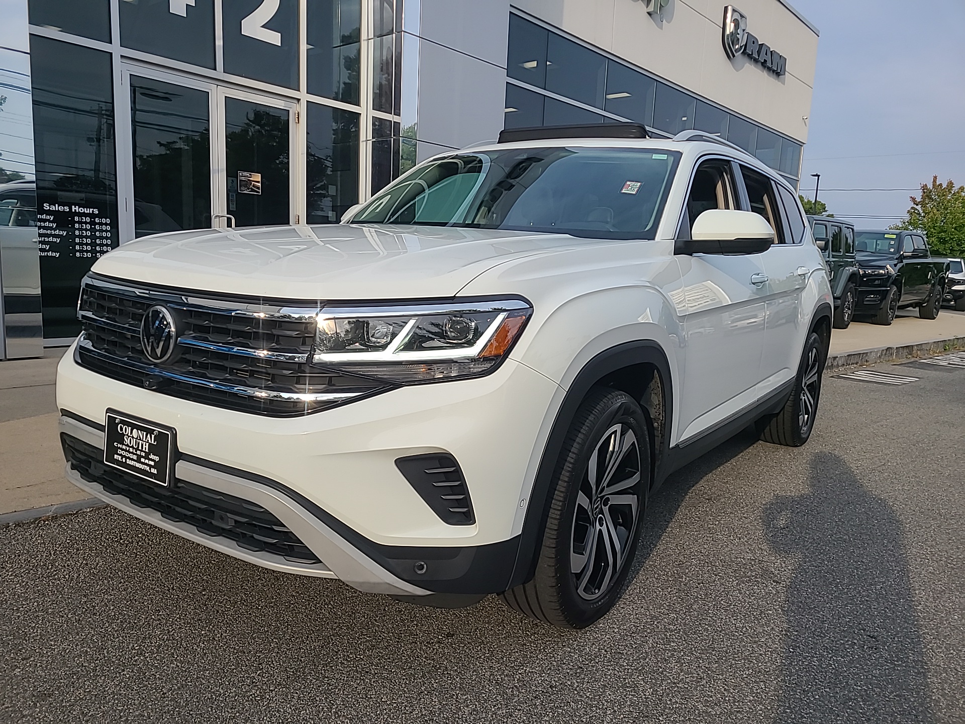 2021 Volkswagen Atlas 3.6L V6 SEL Premium 1