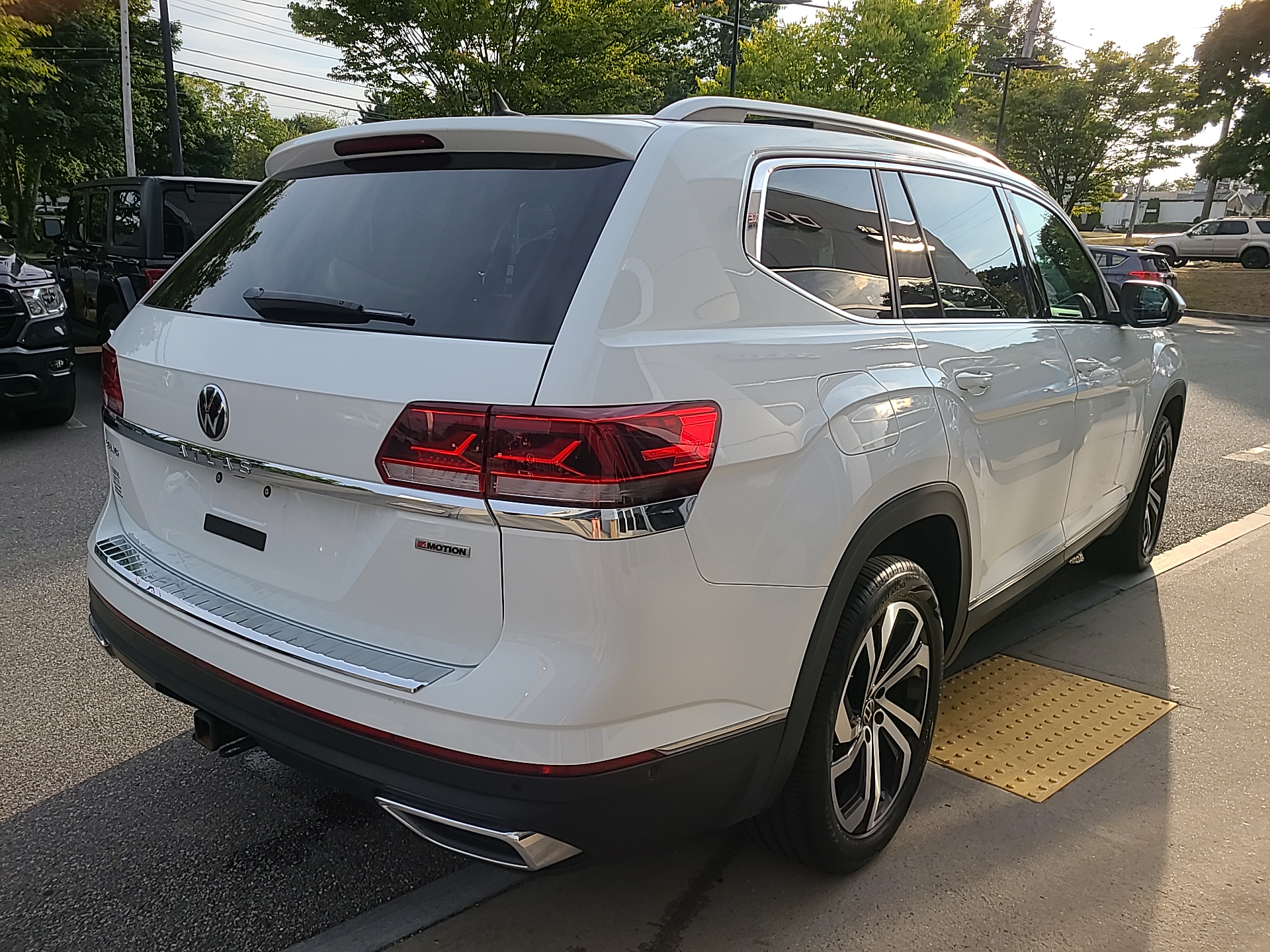 2021 Volkswagen Atlas 3.6L V6 SEL Premium 4