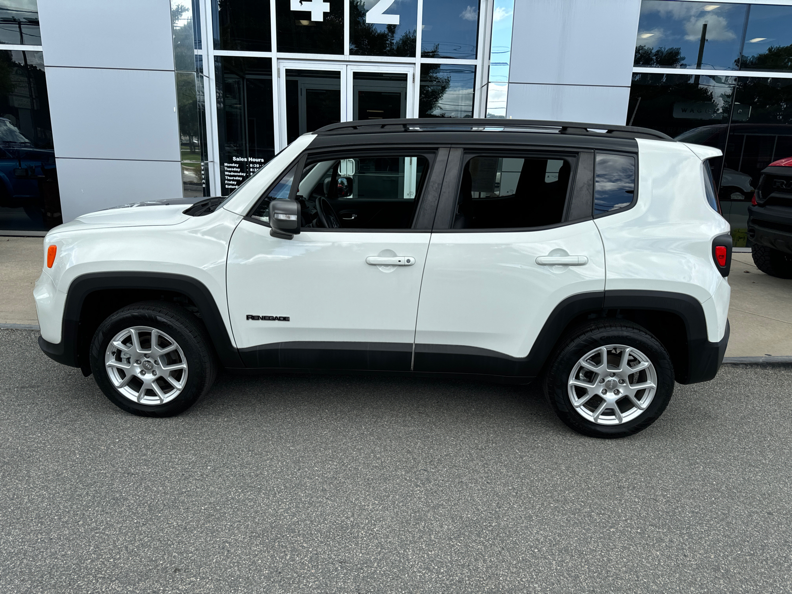 2021 Jeep Renegade Limited 3