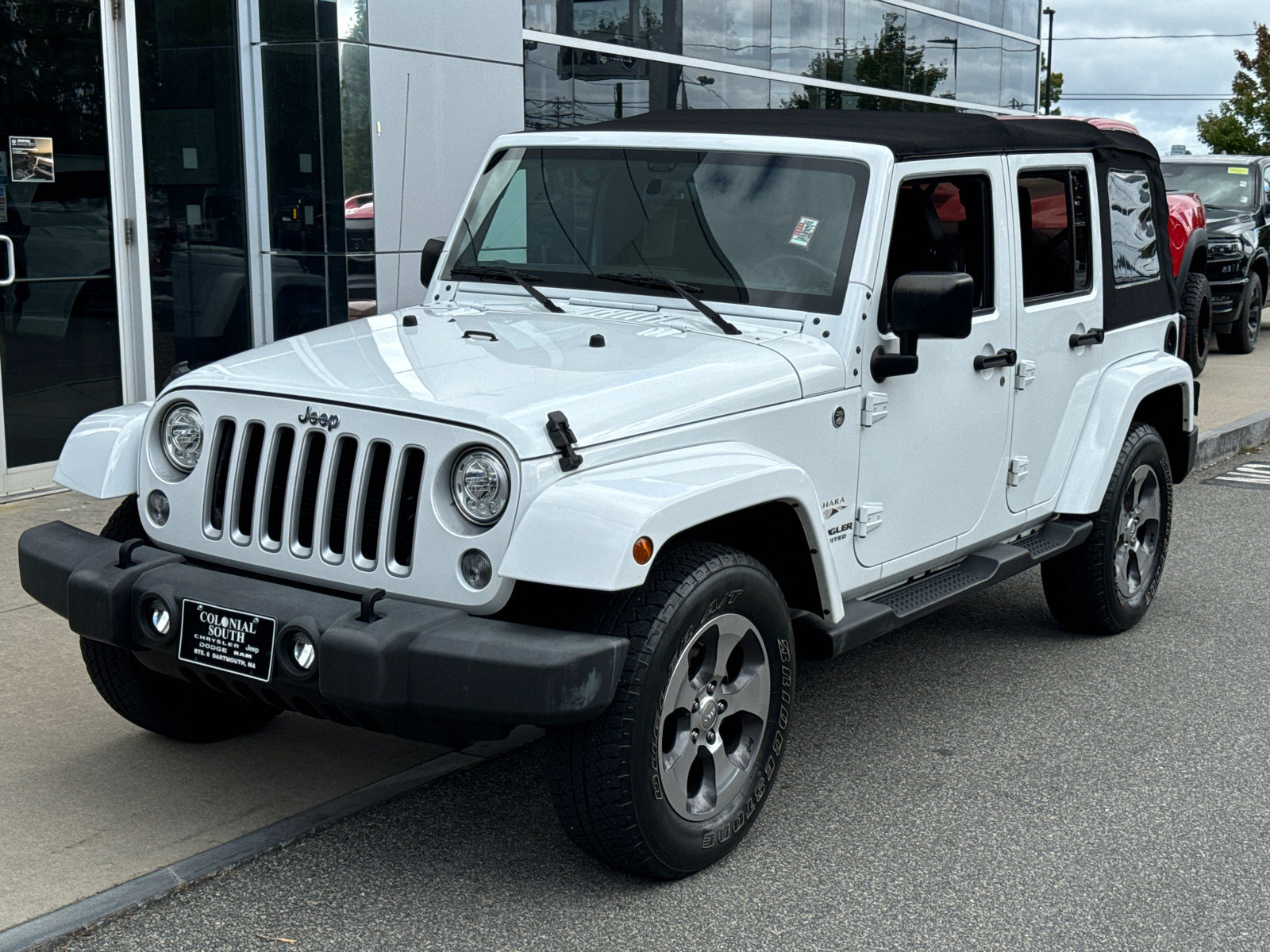 2017 Jeep Wrangler Unlimited Sahara 1