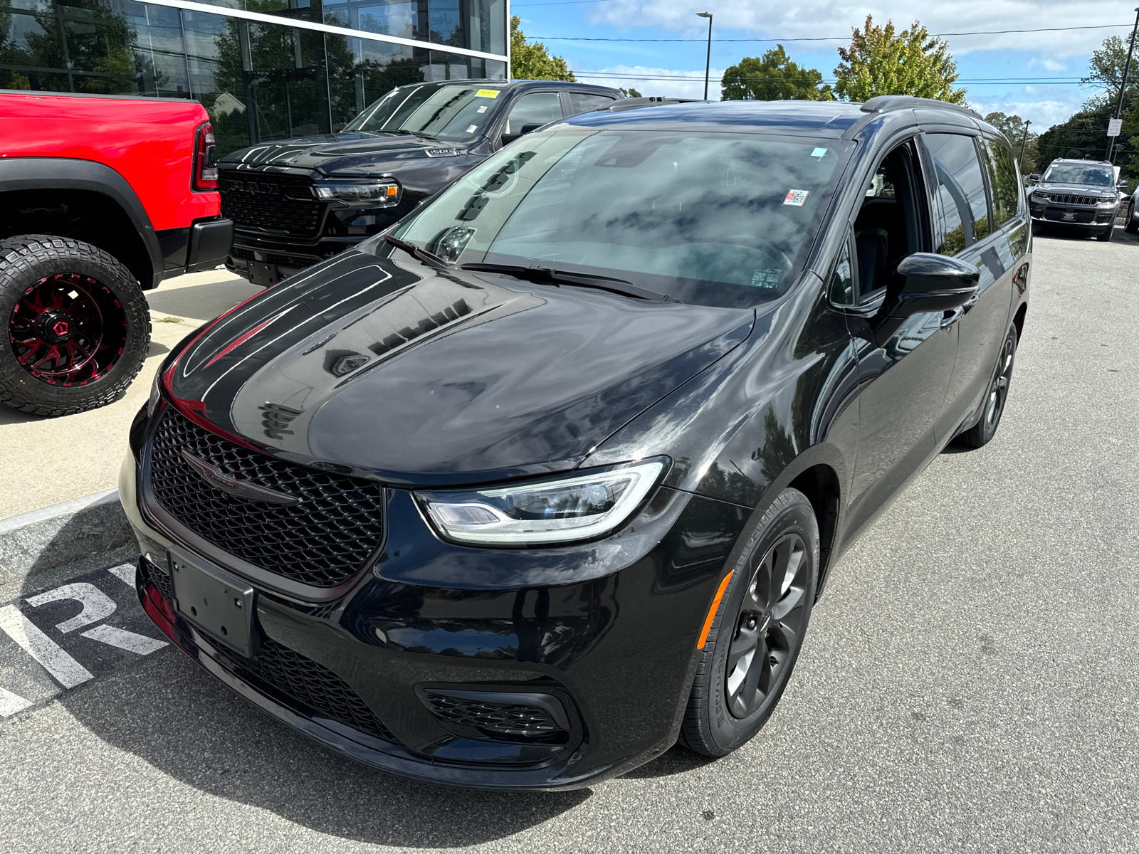 2021 Chrysler Pacifica Touring L 2