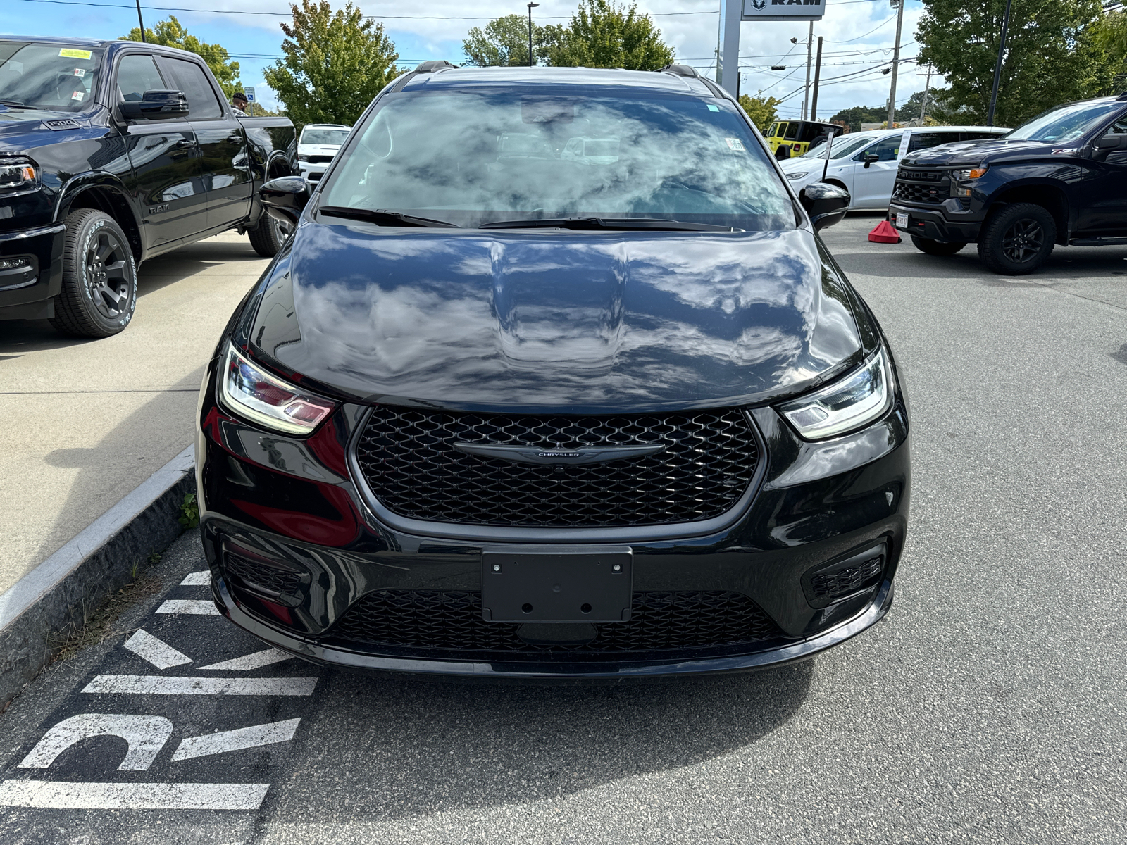 2021 Chrysler Pacifica Touring L 9