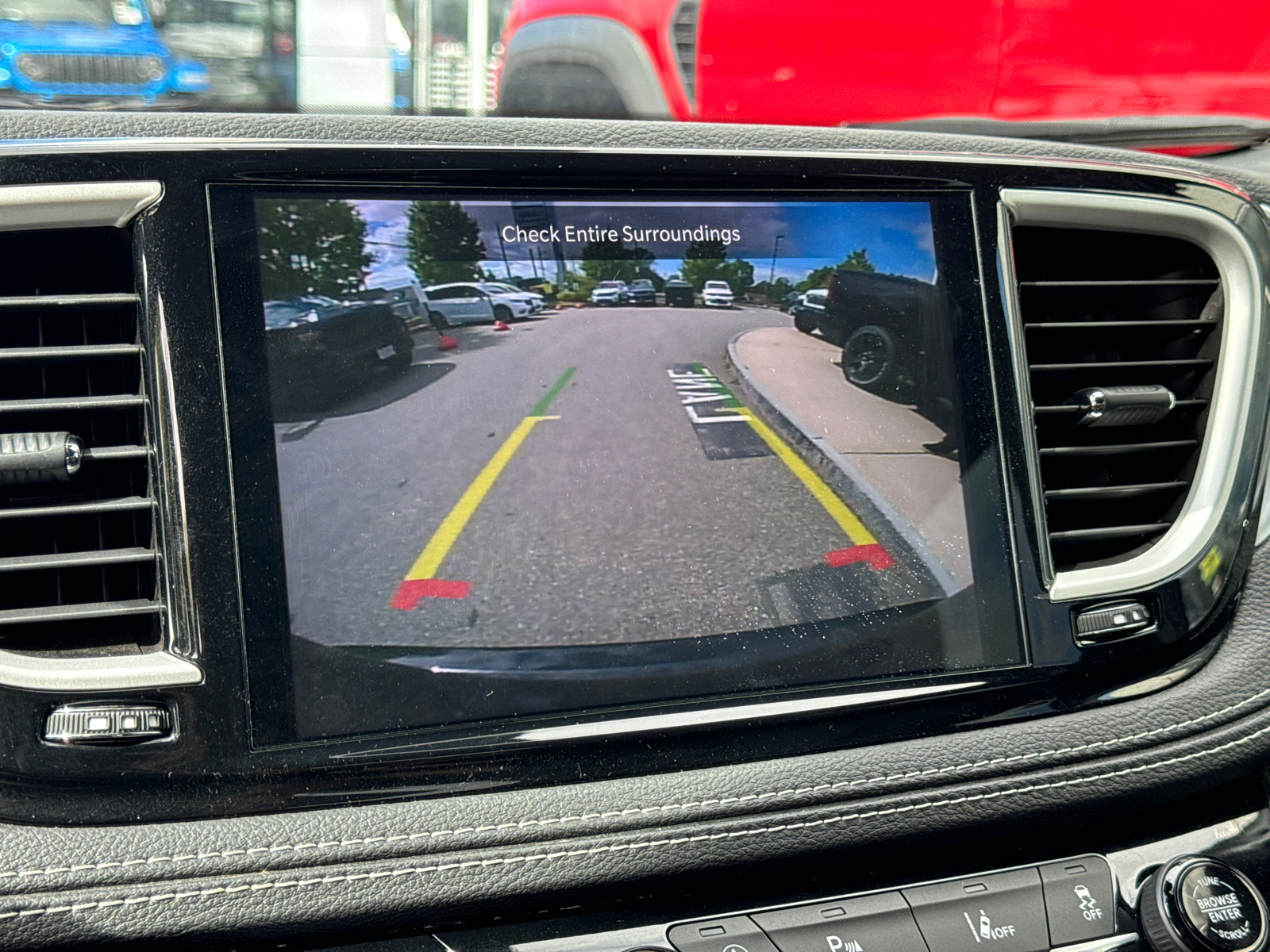 2021 Chrysler Pacifica Touring L 27