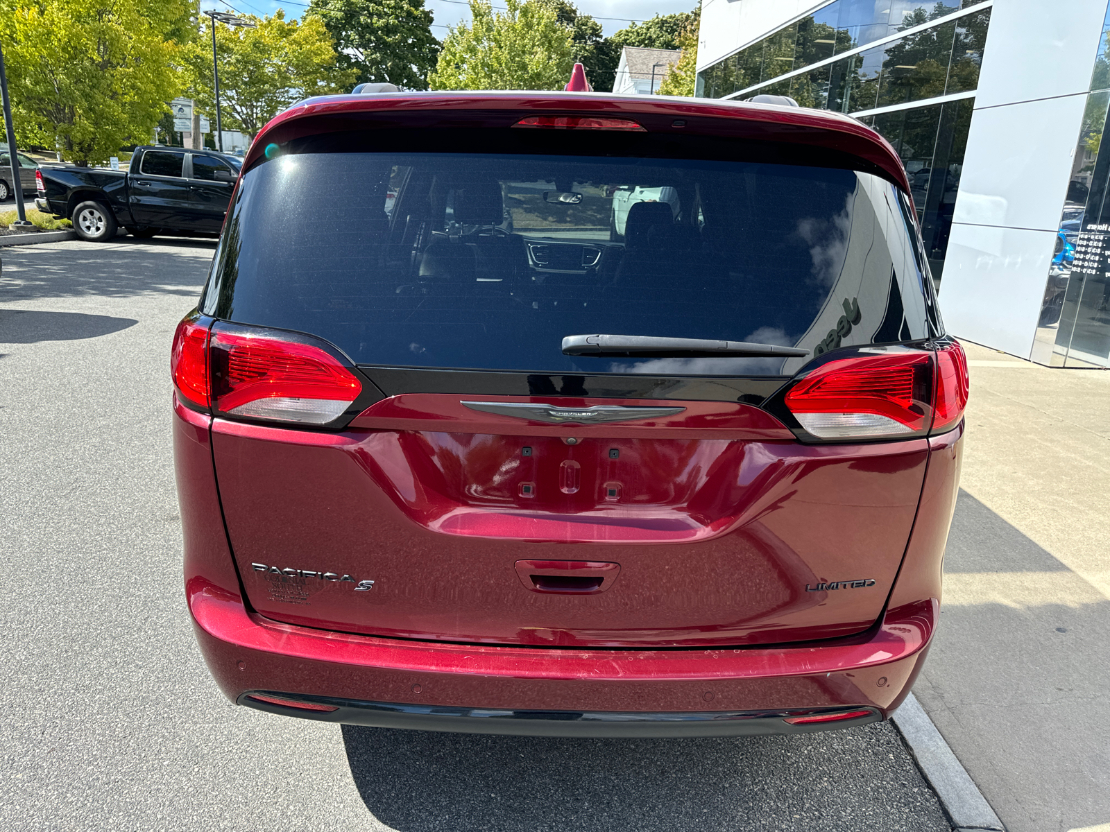 2018 Chrysler Pacifica Limited 5