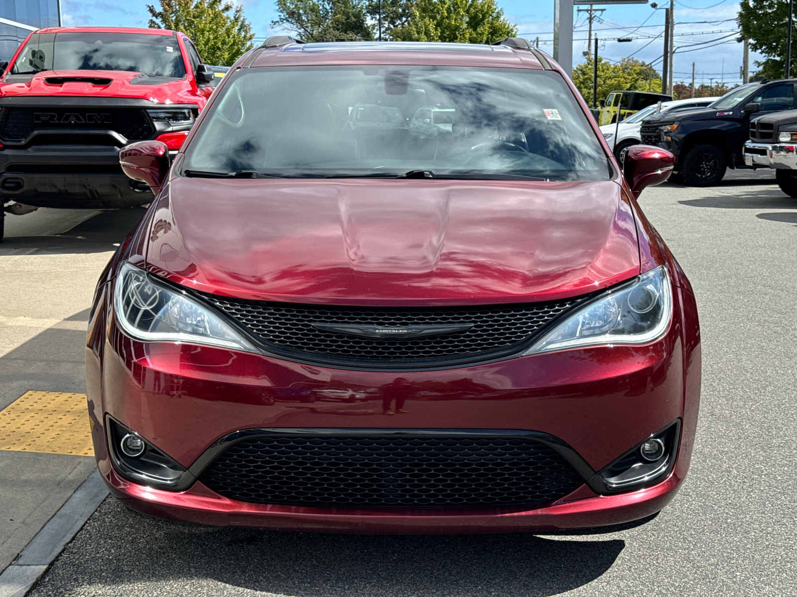 2018 Chrysler Pacifica Limited 40