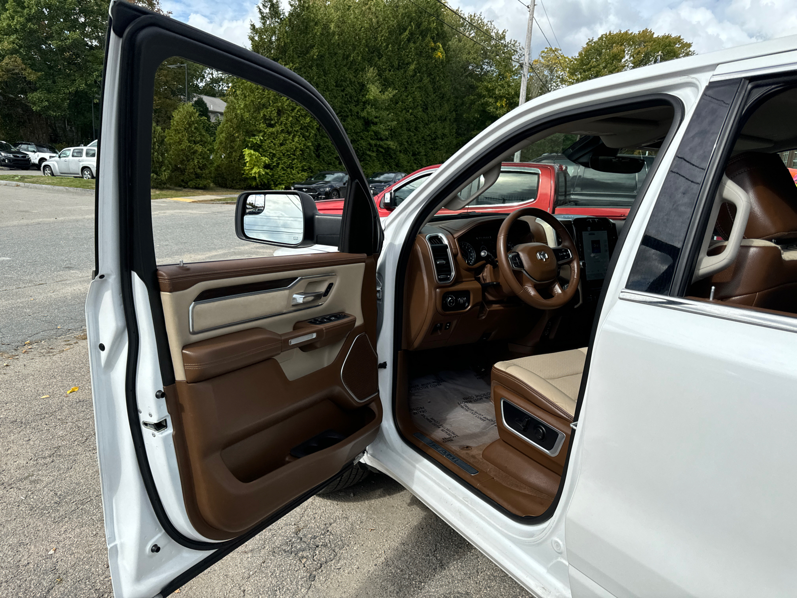 2022 Ram 1500 Laramie 4x4 Crew Cab 57 Box 11