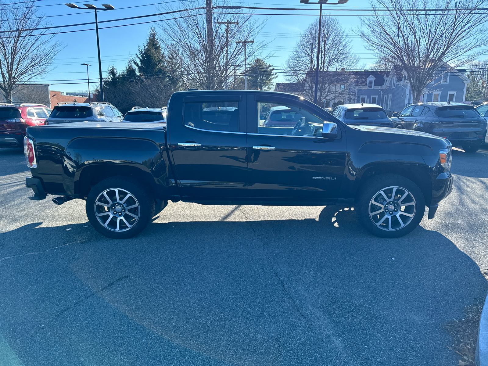 2020 GMC Canyon 4WD Denali Crew Cab 128 7