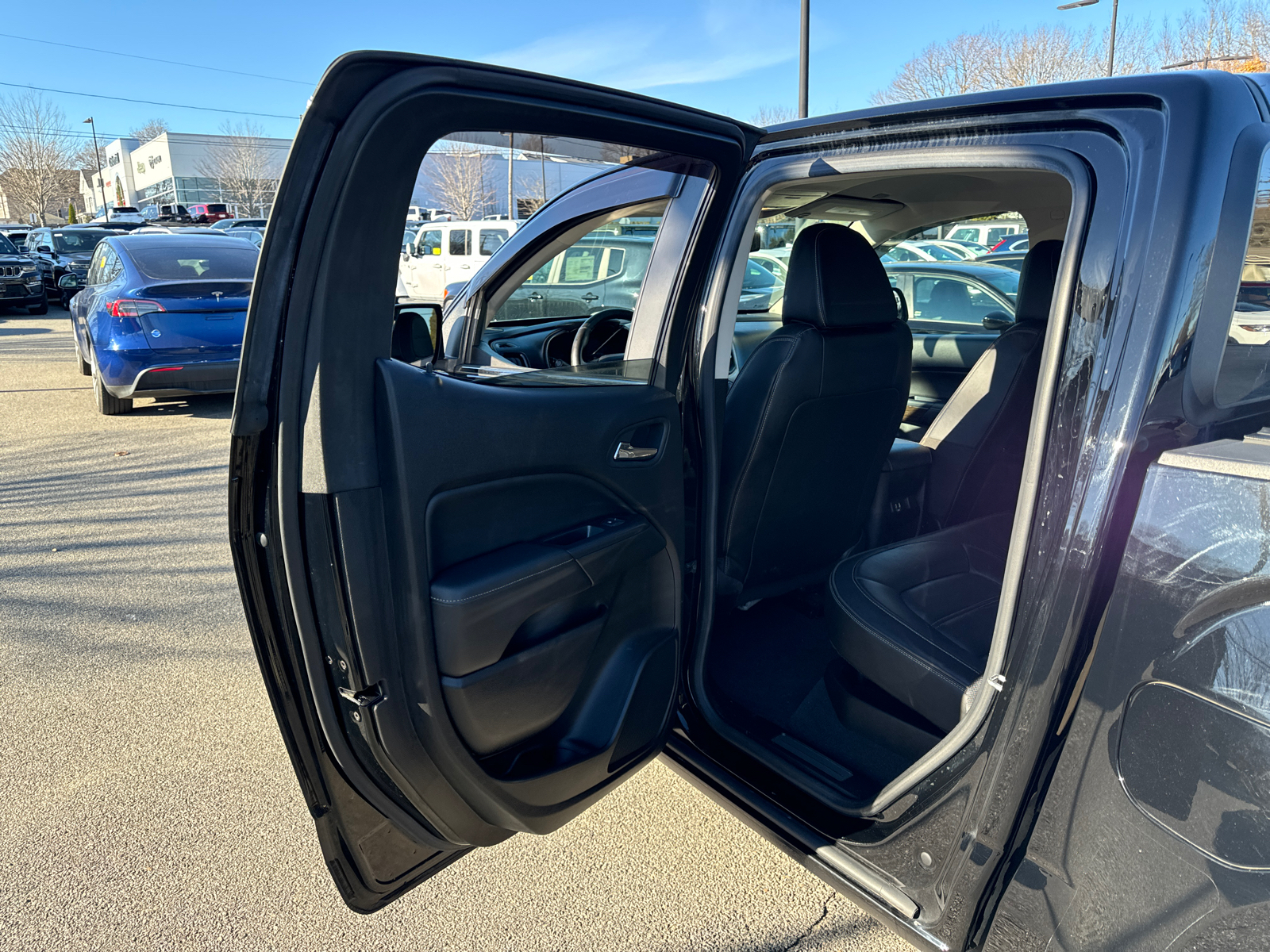 2020 GMC Canyon 4WD Denali Crew Cab 128 30