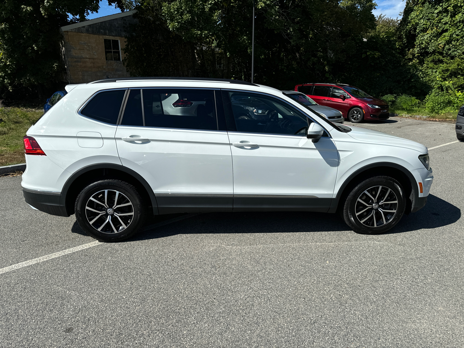 2021 Volkswagen Tiguan SE 7