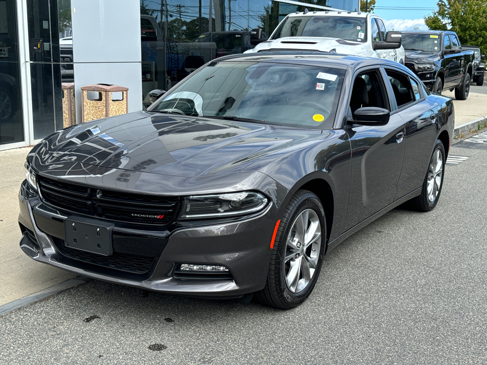 2023 Dodge Charger SXT 1