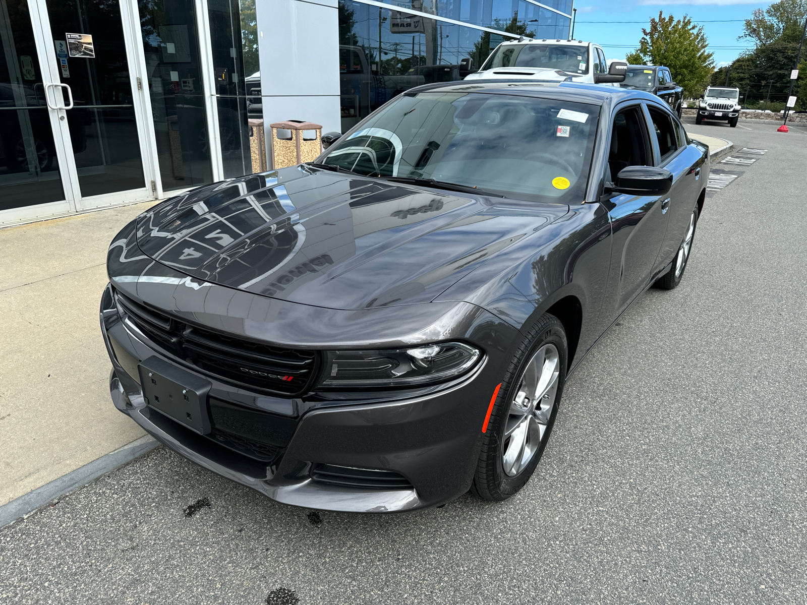 2023 Dodge Charger SXT 2