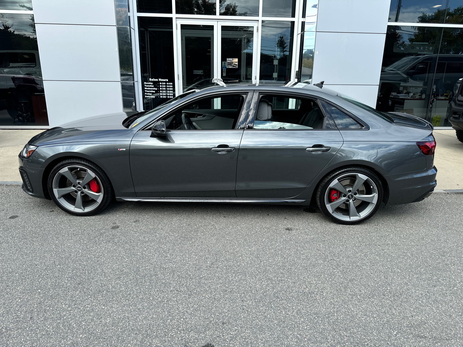 2023 Audi A4 S line Premium Plus 3