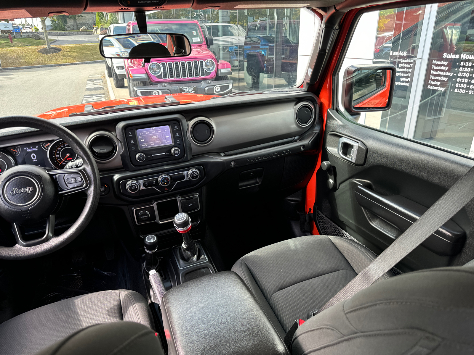 2020 Jeep Wrangler Sport 31