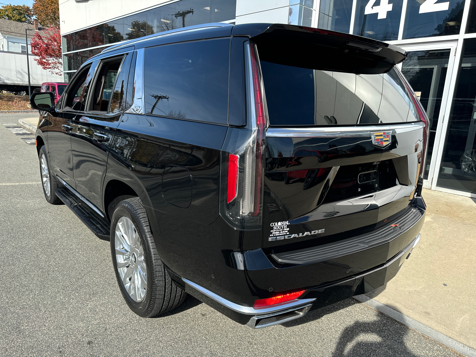 2022 Cadillac Escalade Premium Luxury 4