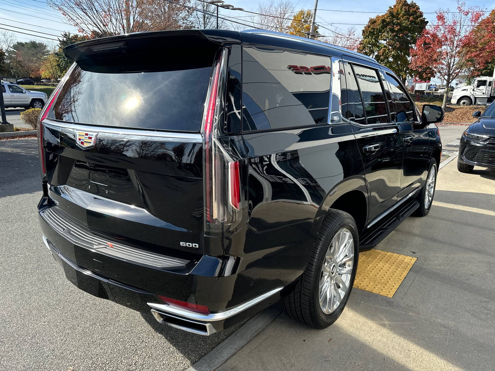 2022 Cadillac Escalade Premium Luxury 6