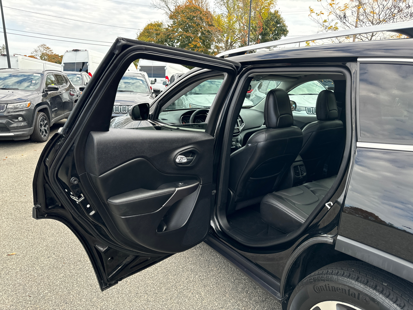 2021 Jeep Cherokee Limited 31