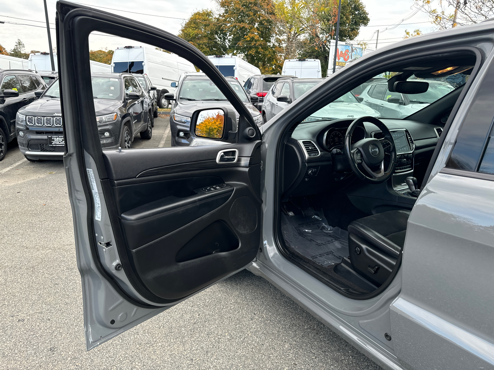 2022 Jeep Grand Cherokee WK Laredo X 26