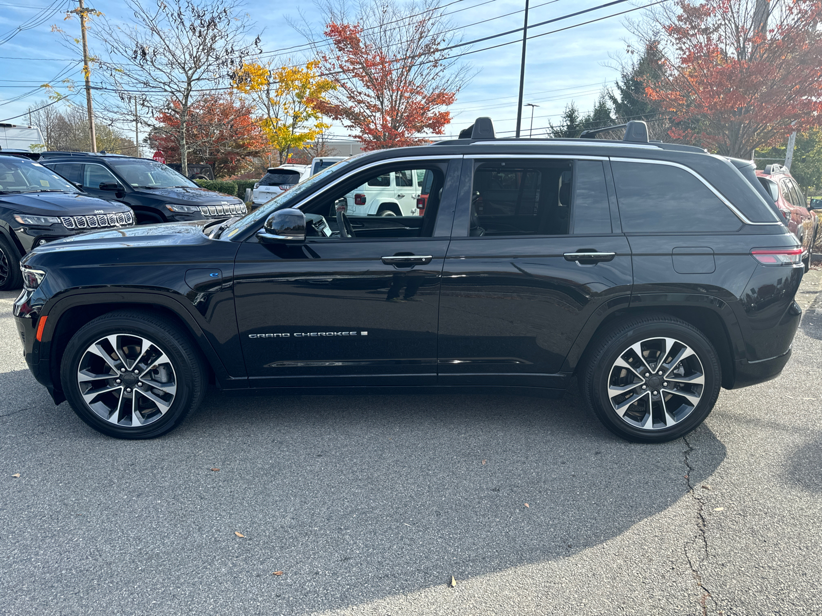 2022 Jeep Grand Cherokee 4xe Overland 3