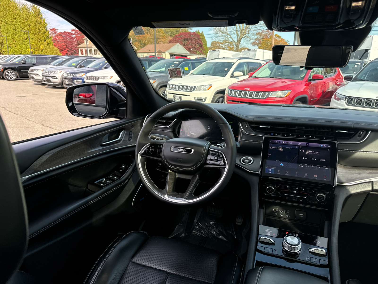 2022 Jeep Grand Cherokee 4xe Overland 35