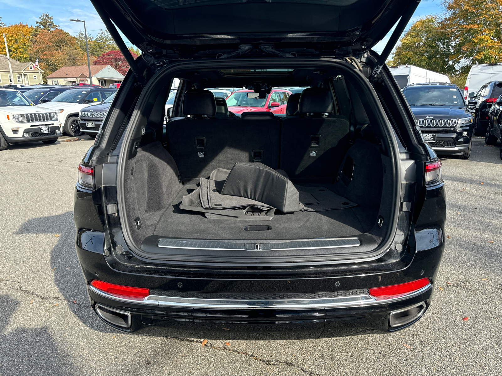 2022 Jeep Grand Cherokee 4xe Overland 38