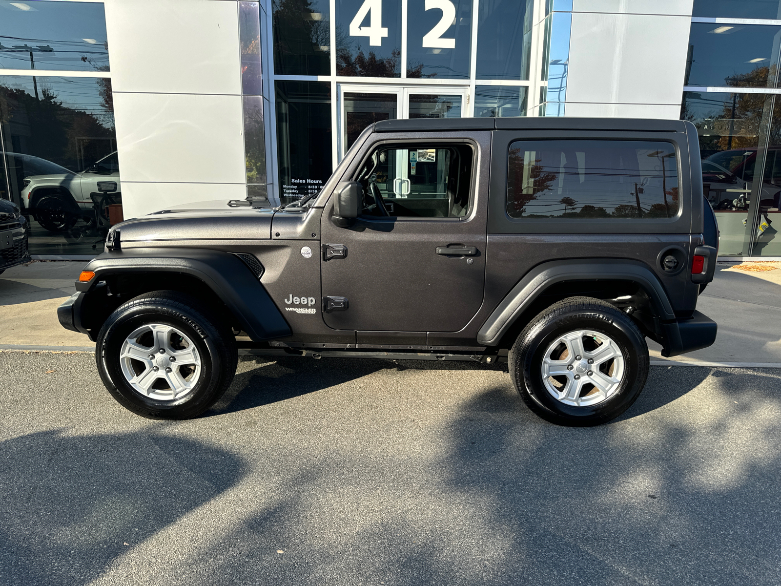 2020 Jeep Wrangler Sport S 3