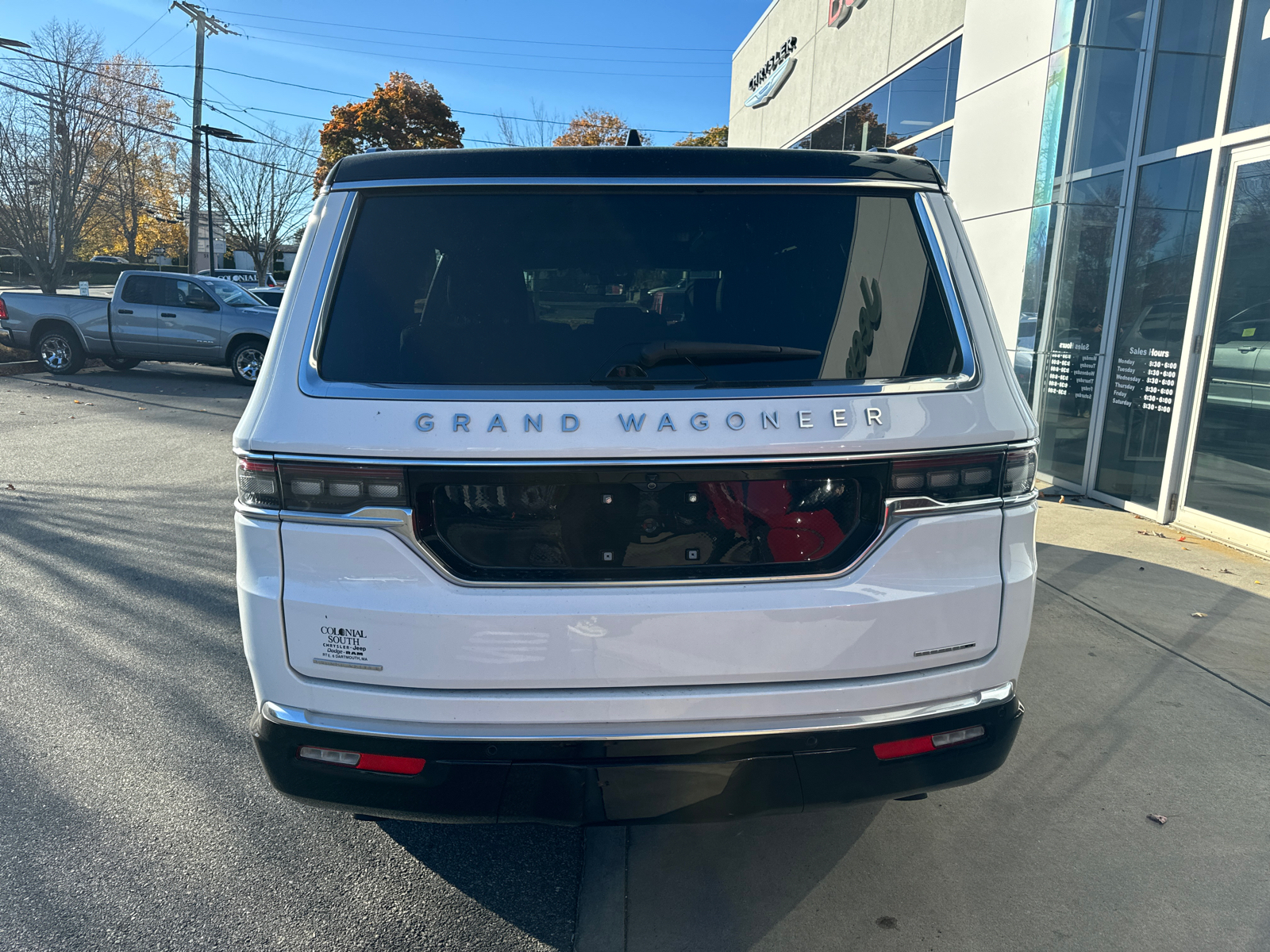 2023 Jeep Grand Wagoneer Series II 5