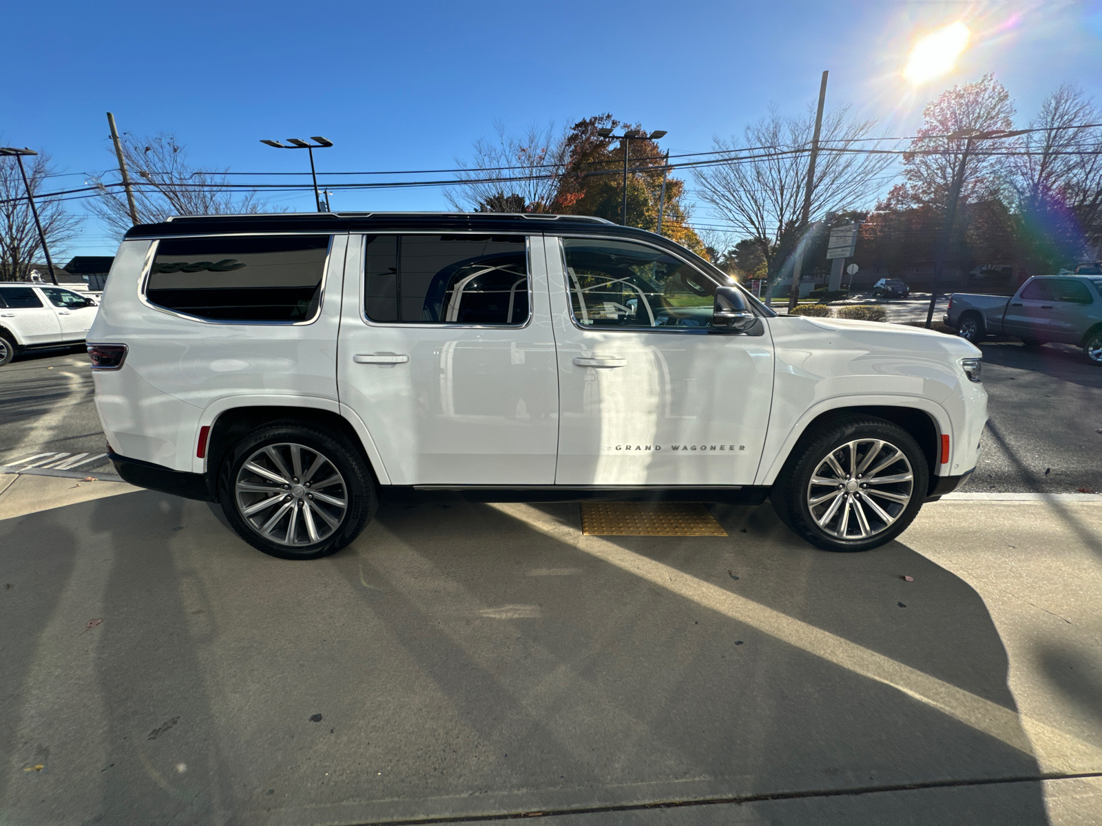 2023 Jeep Grand Wagoneer Series II 7