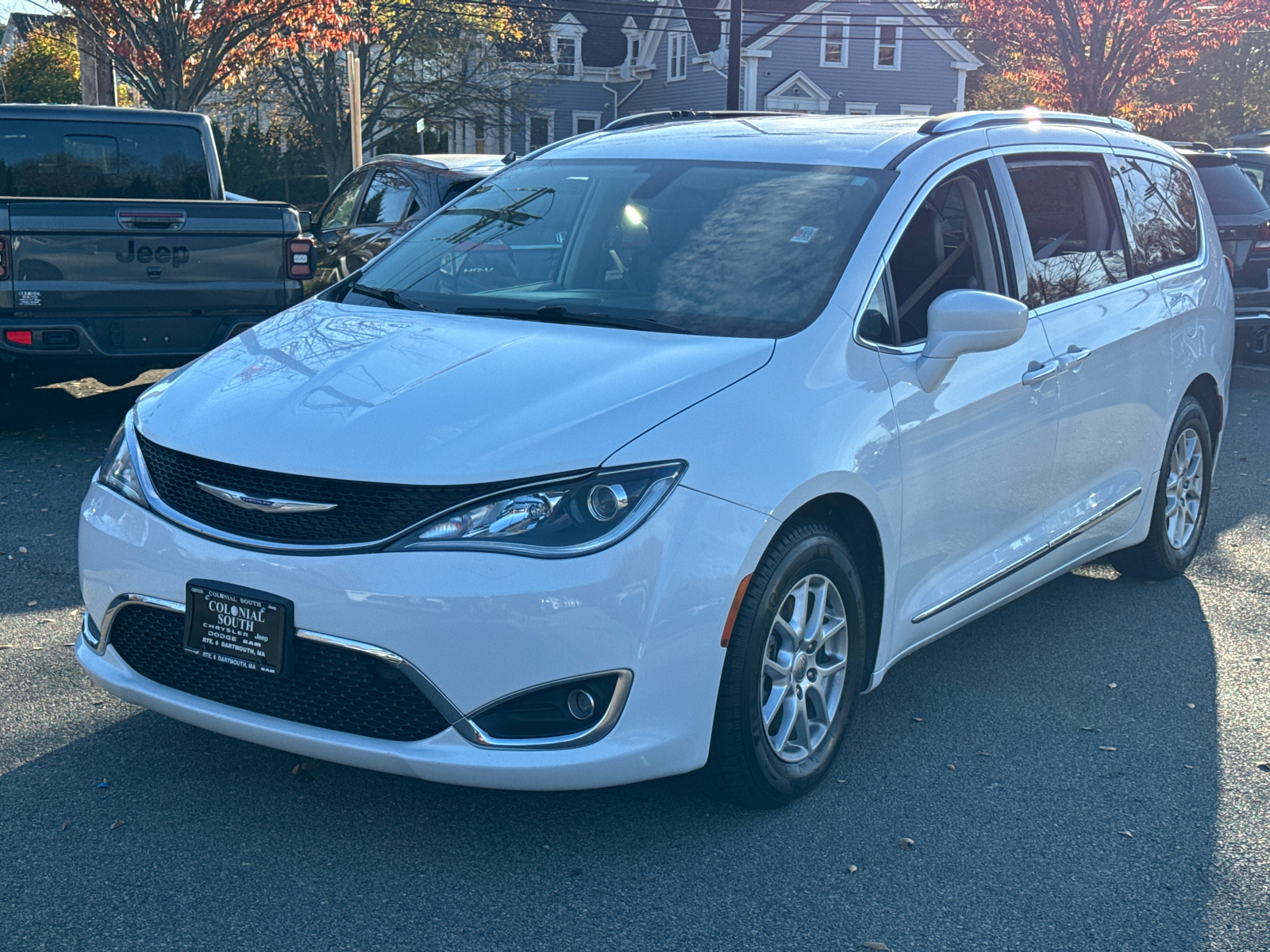 2020 Chrysler Pacifica Touring L 1