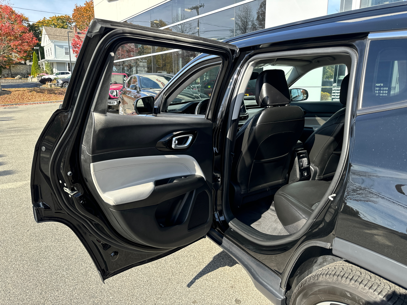 2022 Jeep Compass Limited 30