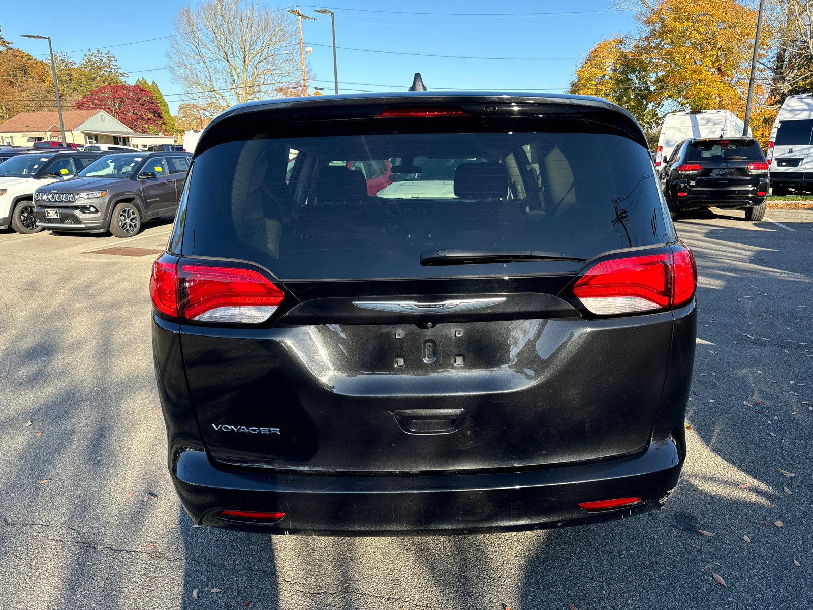 2021 Chrysler Voyager LX 5