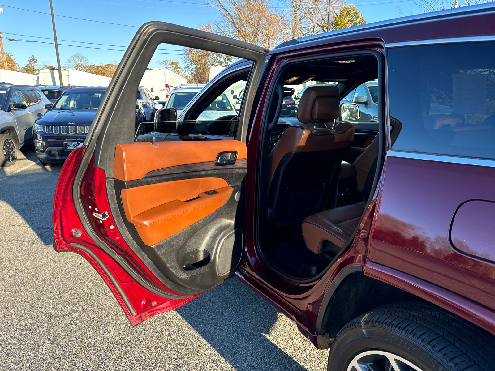 2021 Jeep Grand Cherokee Overland 30