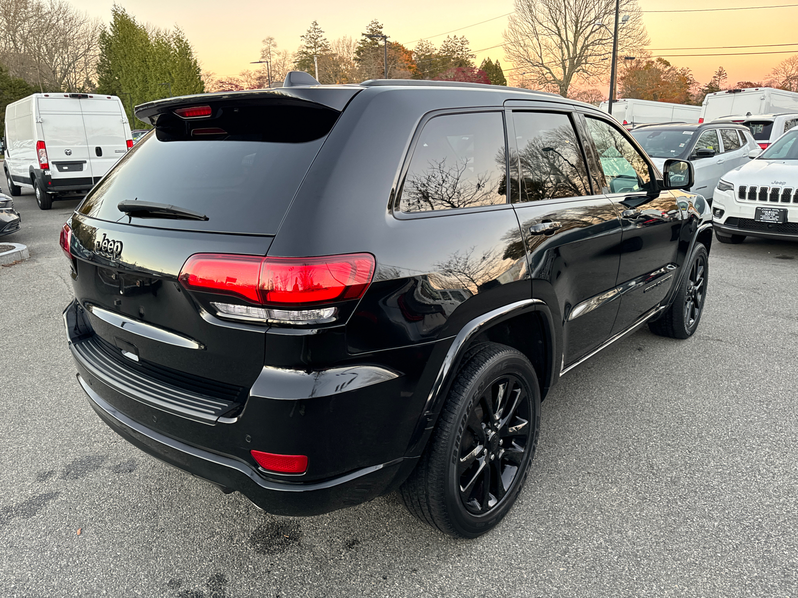 2019 Jeep Grand Cherokee Altitude 6