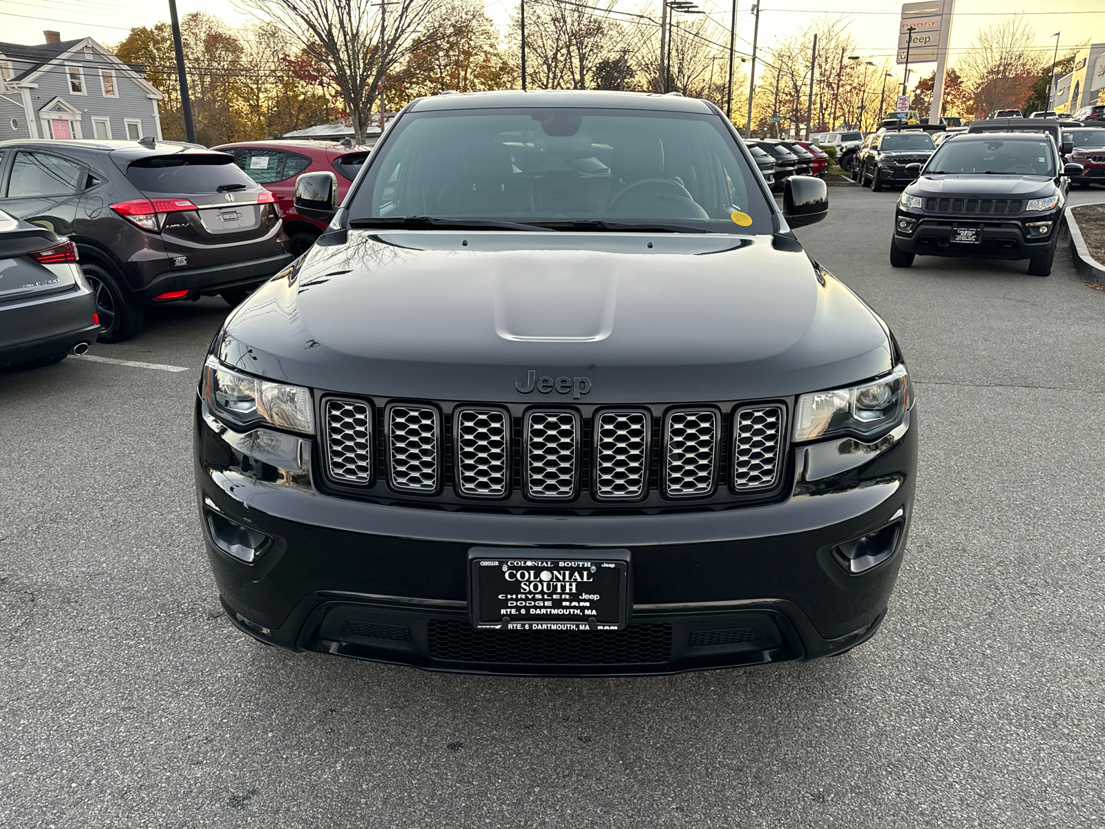 2019 Jeep Grand Cherokee Altitude 9