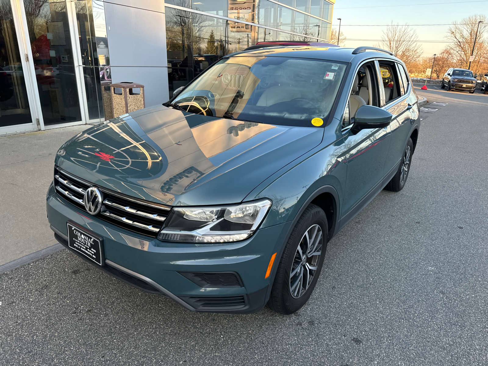 2019 Volkswagen Tiguan SE 2