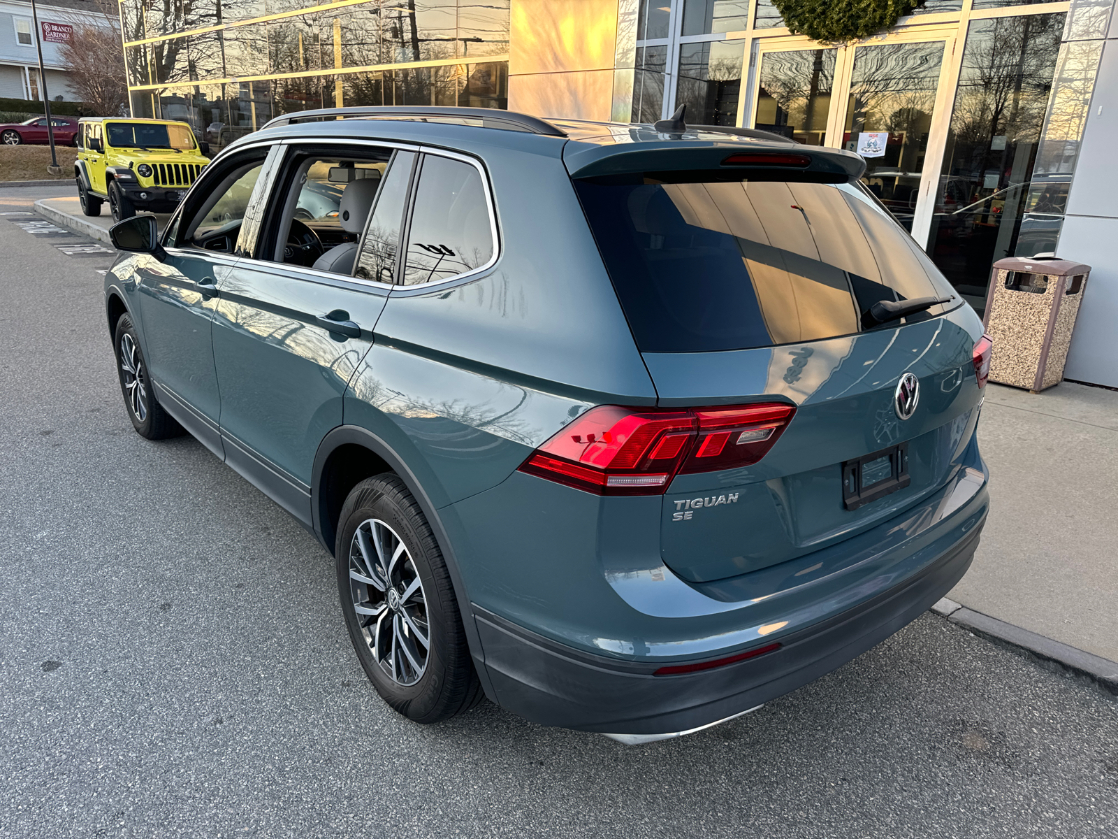 2019 Volkswagen Tiguan SE 4