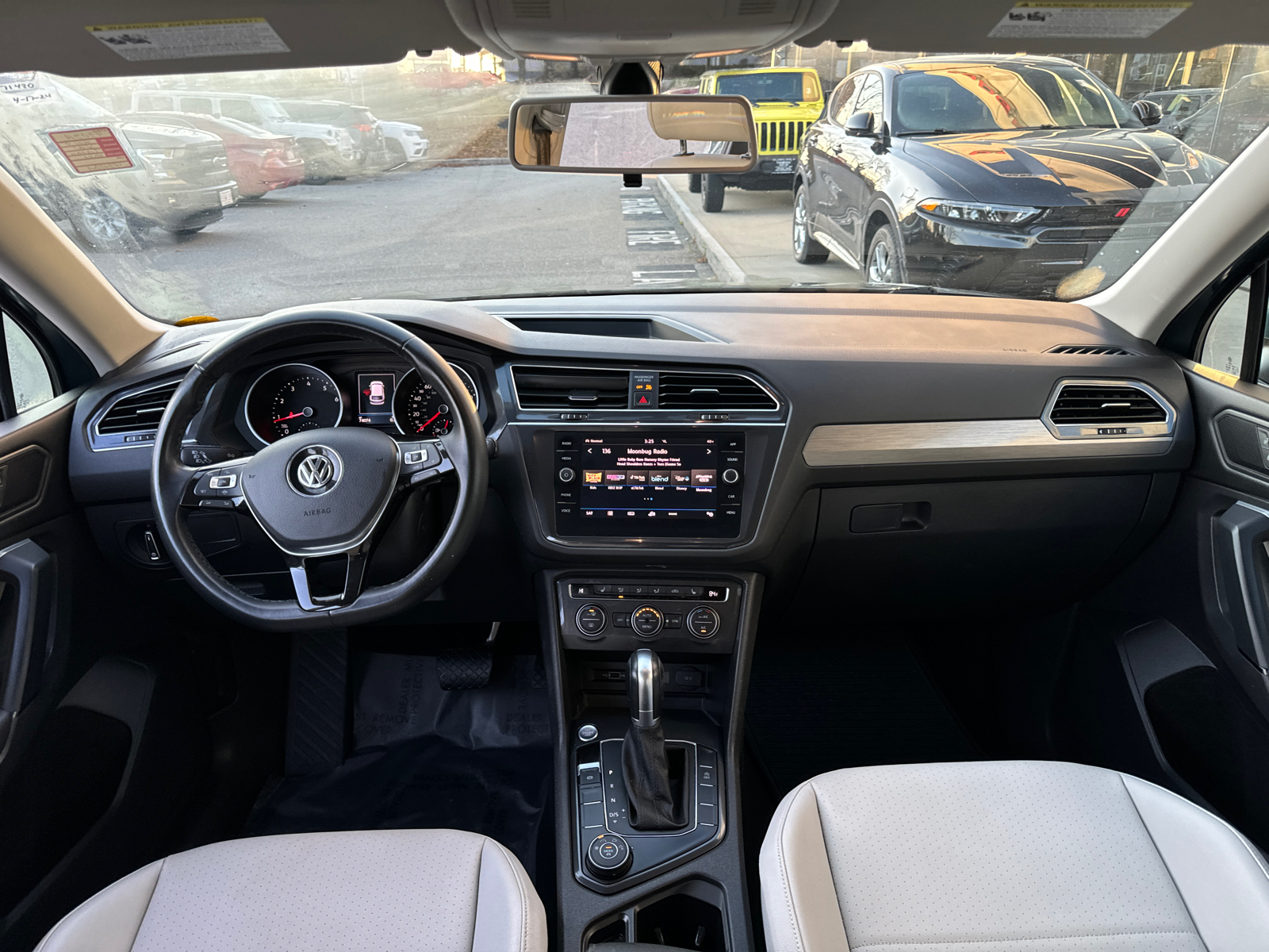 2019 Volkswagen Tiguan SE 33