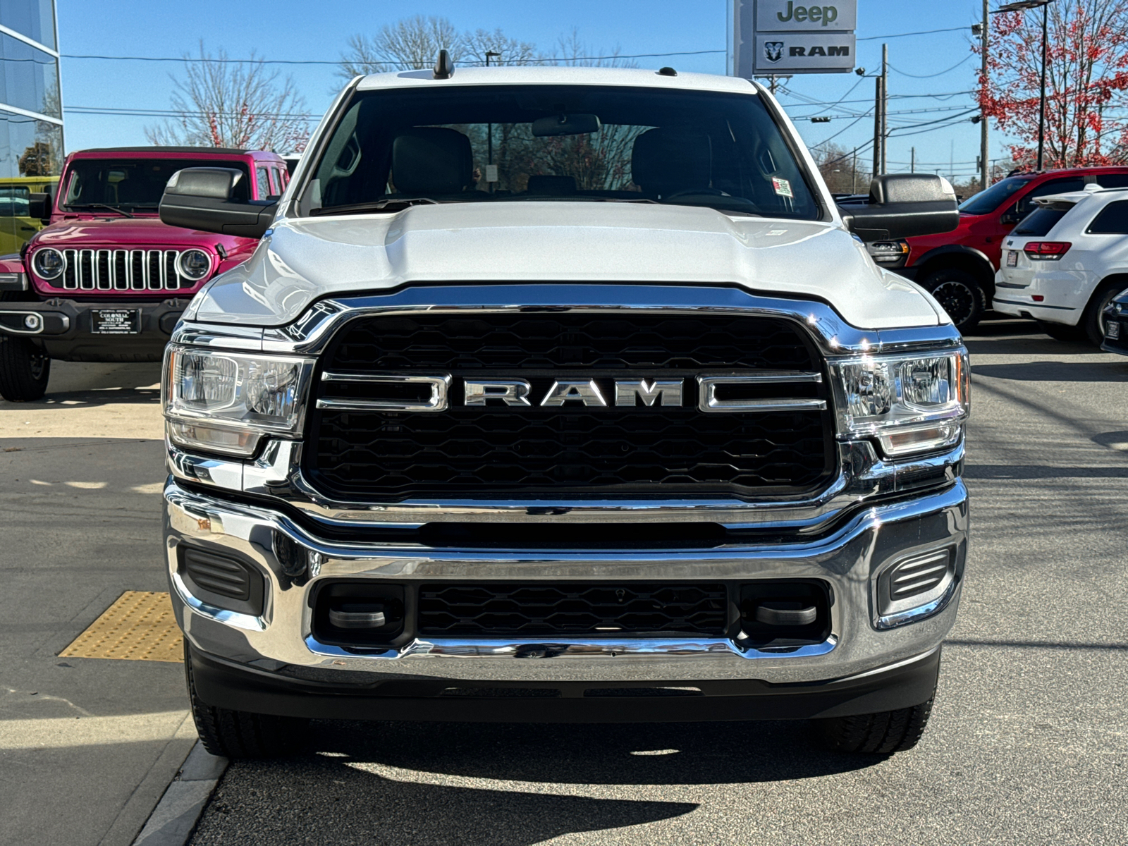 2022 Ram 2500 Tradesman 4x4 Crew Cab 64 Box 37